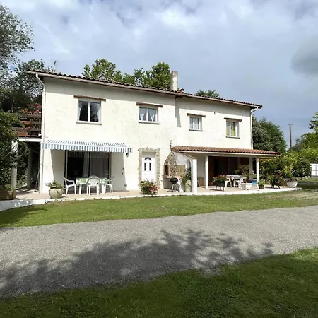 Vakantiehuis Baserian