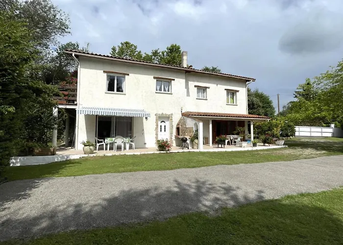 Vakantiehuis Baserian